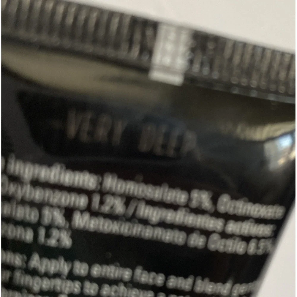 Mary Kay CC Cream Sunscreen Broad Spectrum SPF 15 Very Deep 086620 No Box‎